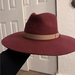 Women’s Wide-Brim Felt Fedora Hat - Burgundy with Beige Band
